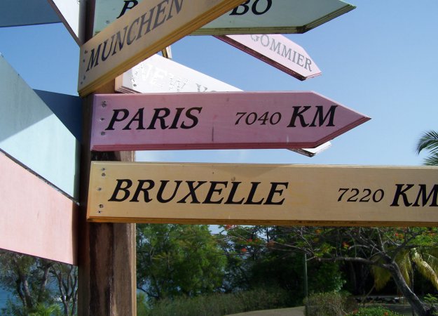 A 7 000 kilomètres de Paris, parler de banlieue a-t-il un sens ? © ►▲▲ / Cyril A 7 000 kilomètres de Paris, parler de banlieue a-t-il un sens ? © ►▲▲ / Cyril