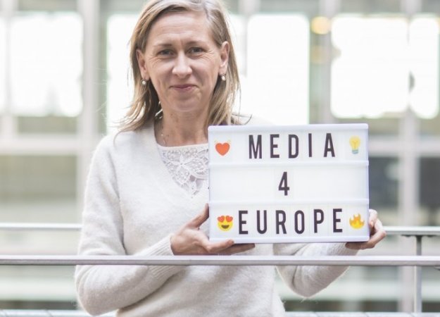 Le Trombi du Medialab93 : Aline Robert rédactrice en chef d’Euractiv France Le Trombi du Medialab93 : Aline Robert rédactrice en chef d’Euractiv France