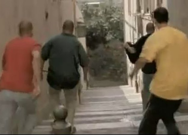 Ruelle du Panier dans Comme un aimant de Kamel Saleh