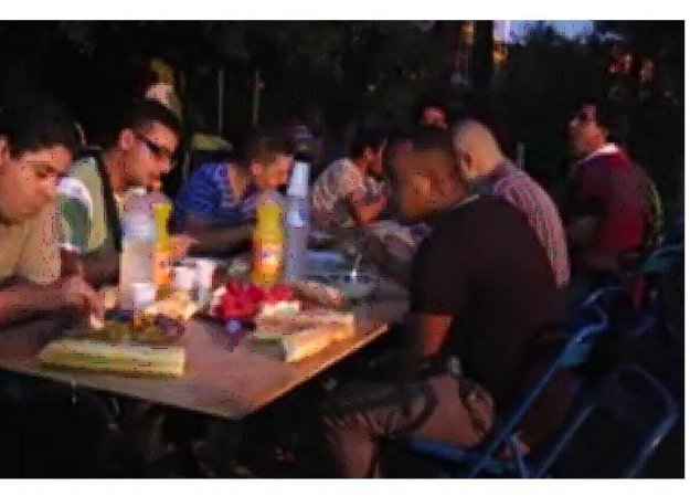 Rupture du jeûne du ramadan à la Paillade (Montpellier) Rupture du jeûne du ramadan à la Paillade (Montpellier)