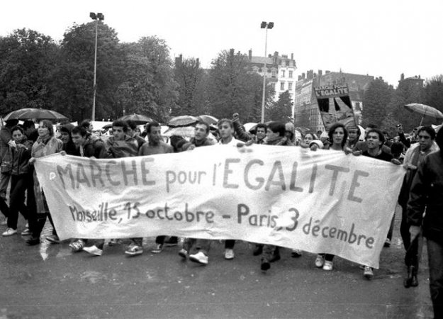 La marche des beurs le 29 octobre 1983 place bellecour à lyon- photo le progres