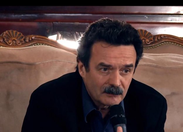 Edwy Plenel, l'un des intervenants à la table-ronde Edwy Plenel, l'un des intervenants à la table-ronde
