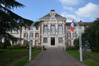 A Mantes-la-Ville, la mairie a basculé FN aux municipales de 2014 © Raphaelle Constant