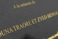 Stèle en mémoire de Zyed Benna et Bouna Traore à Clichy-sous-bois
